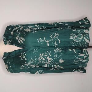 NWT Elan Women's Green Floral Button Down Blouse Size Small